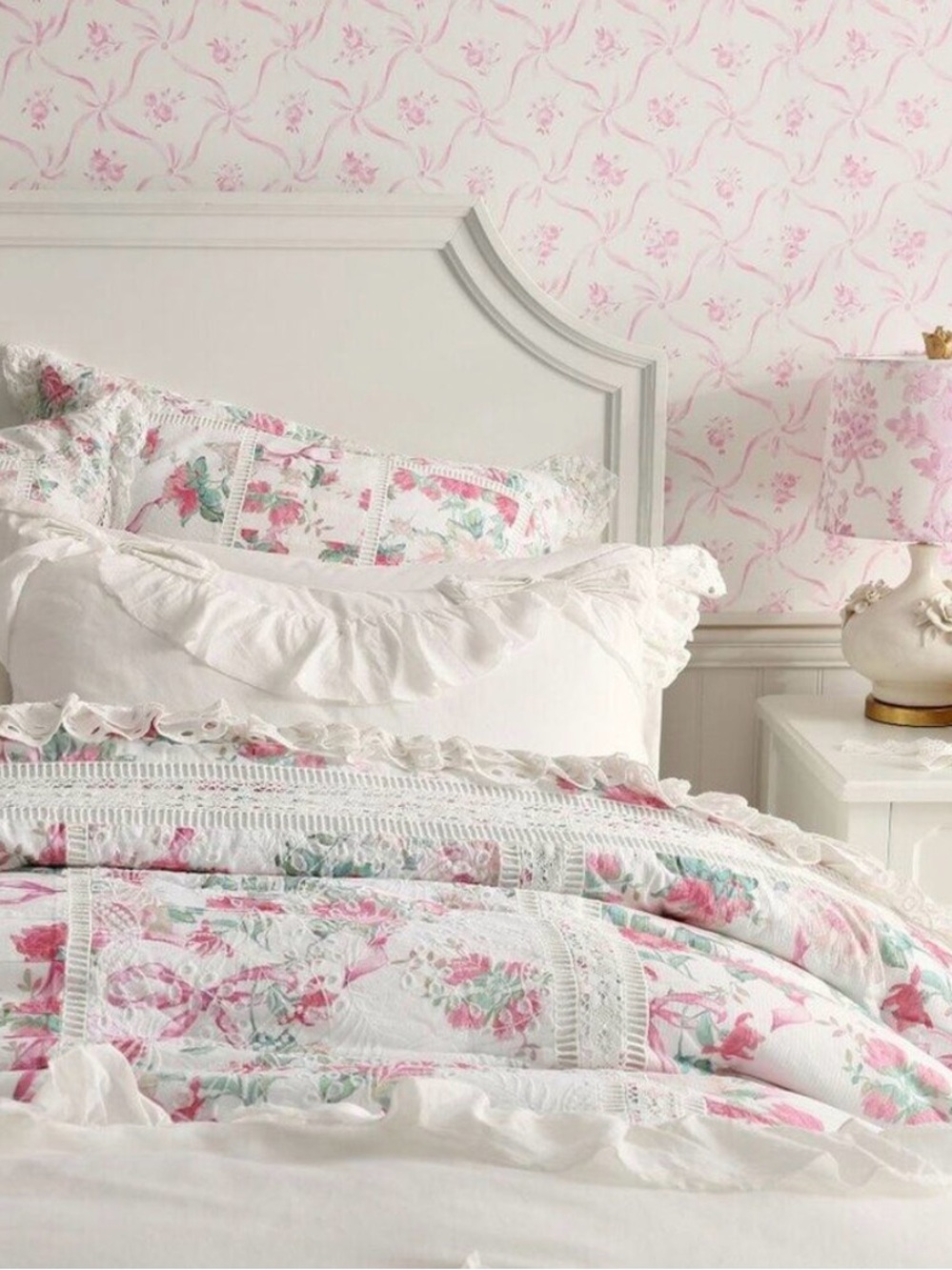 LoveShackFancy Pottery Barn TwinXL comforter and Sham